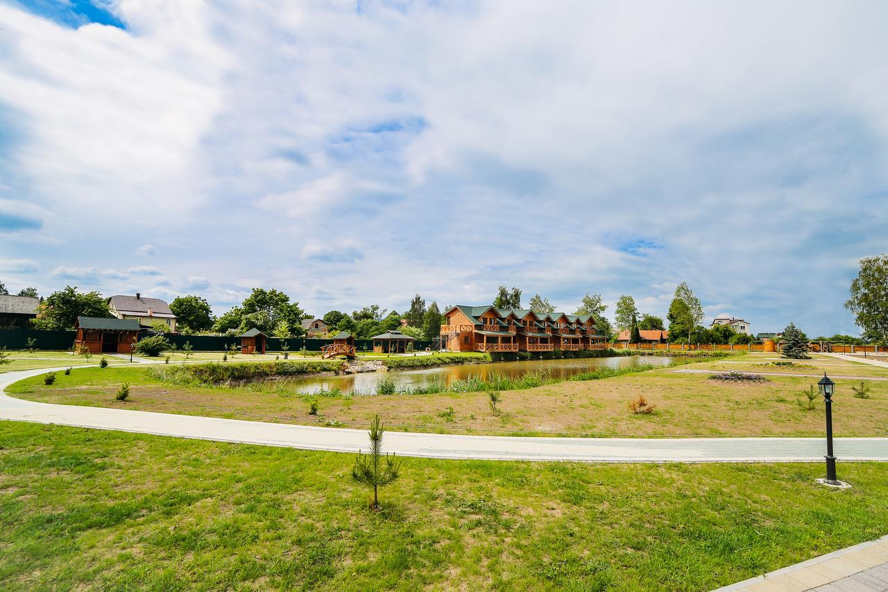 Zarichna Hotel Дрогобич Екстериор снимка