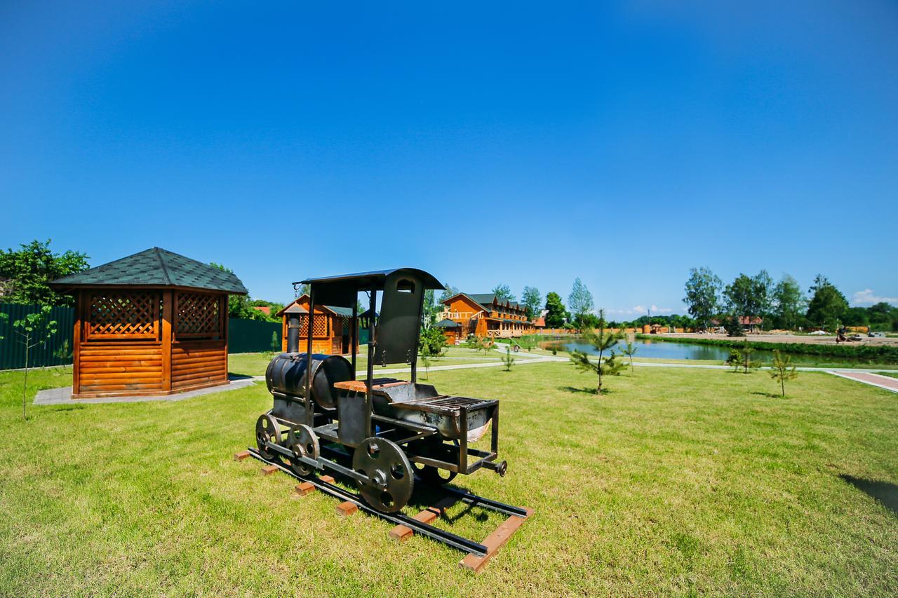 Zarichna Hotel Дрогобич Екстериор снимка