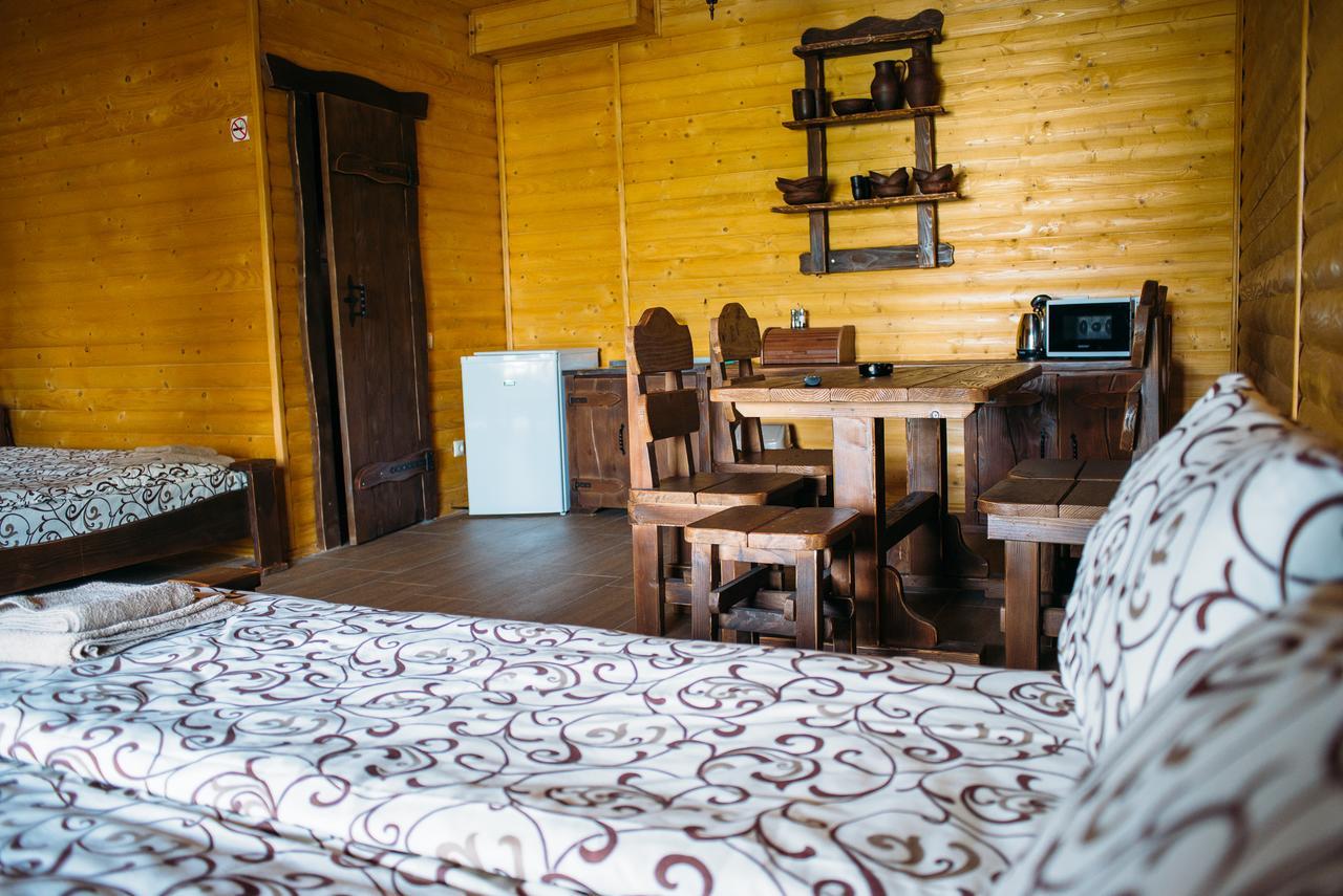 Zarichna Hotel Дрогобич Екстериор снимка